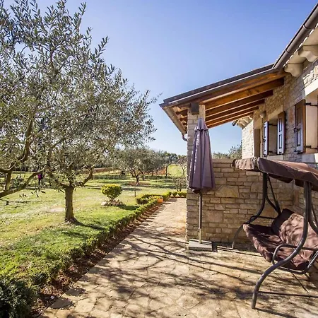 In Rovinj/istrien 36983 Holiday home Rovinj