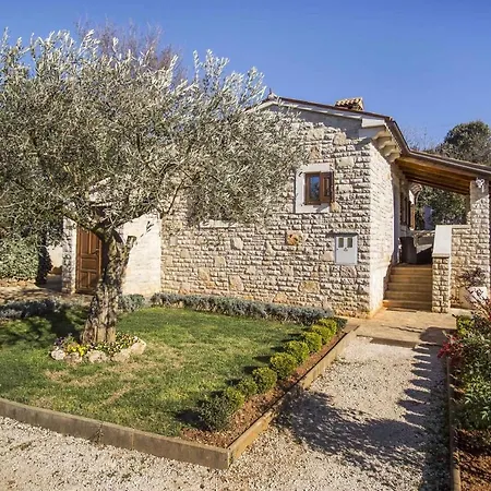 In Rovinj/istrien 36983 Holiday home Rovinj